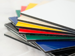 Алюминиевая композитная плита АКП 3 мм 1500х4000 мм серая 0 - в «Монолит-Металлопрокат».