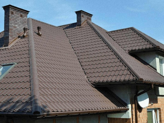 Металлочерепица Grand Line Classic 0,45 Drap ST RR 32 Серо-зеленый/Темно-коричневый 3 - в «Монолит-Металлопрокат».
