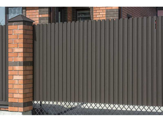 Штакетник П-образный А фигурный Grand Line 0,5 GreenCoat Pural BT, matt RR 32 Темно-Коричневый