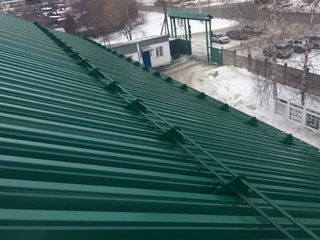 Профлист НС35 0.95 мм RAL 6005 Зеленый Мох 2 - в «Монолит-Металлопрокат».